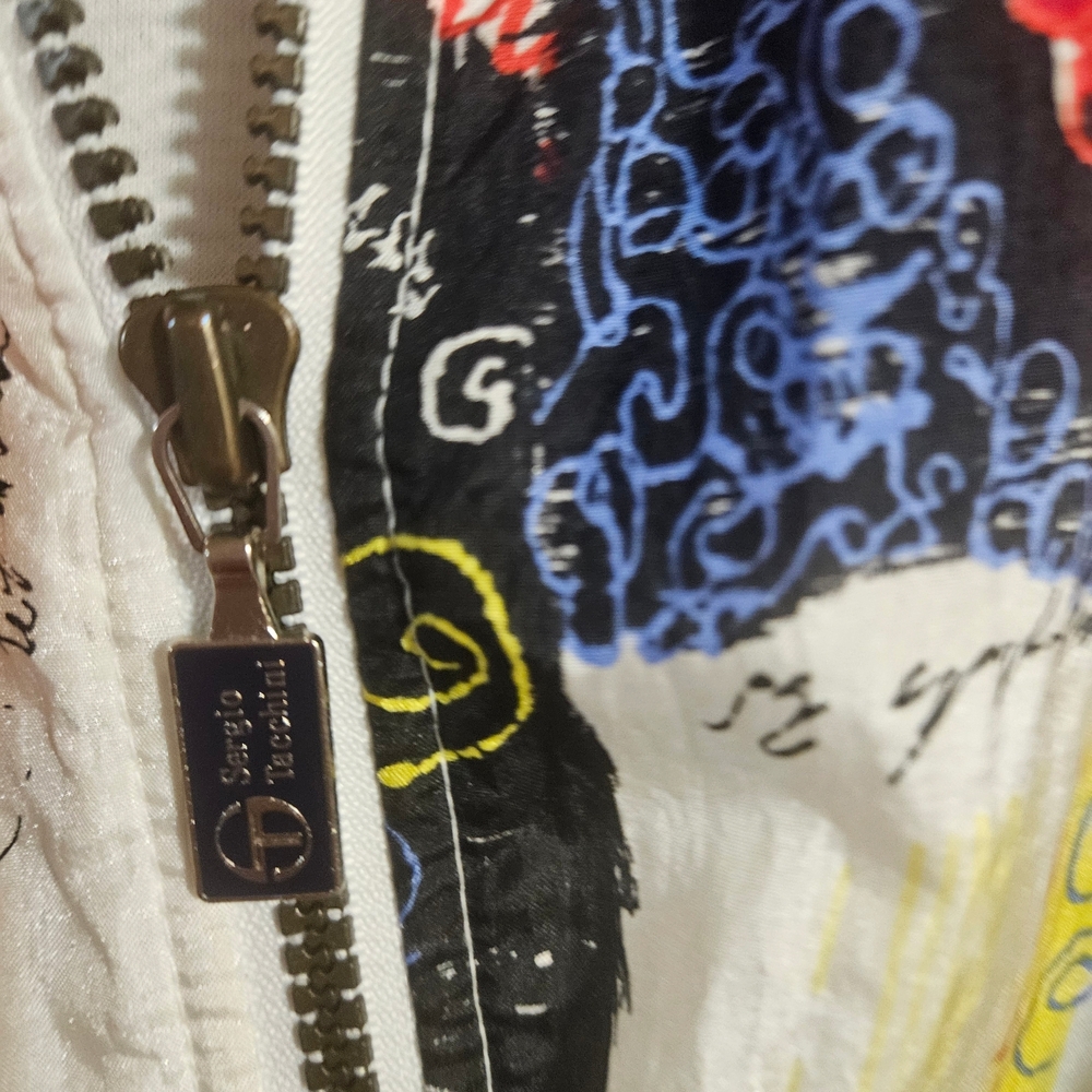 Sergio Tacchini Red and White Bomber Jacket with Artistic Flair - Picture 7 of 10
